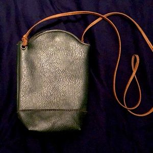 Side bag with lots of room